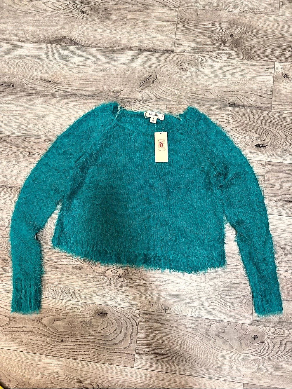 Decree Fuzzy Crewneck Sweater in Blue Size Medium NWT